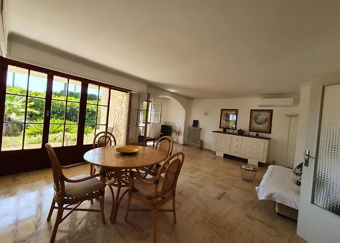 Jolie Maison Provencale Au Calme